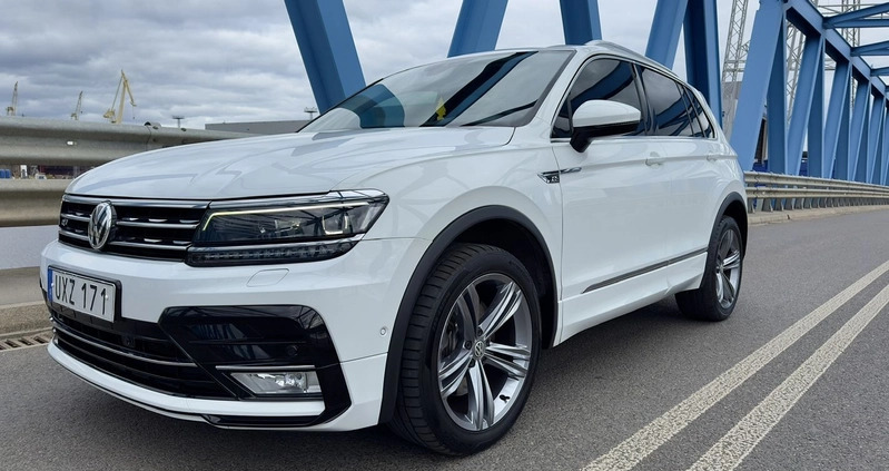 Volkswagen Tiguan cena 95999 przebieg: 173000, rok produkcji 2017 z Szczecin małe 326